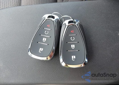 2025 Chevrolet Trax Fwd Lt z USA, uszkodzony, nr VIN KL77LHEP5SC151716